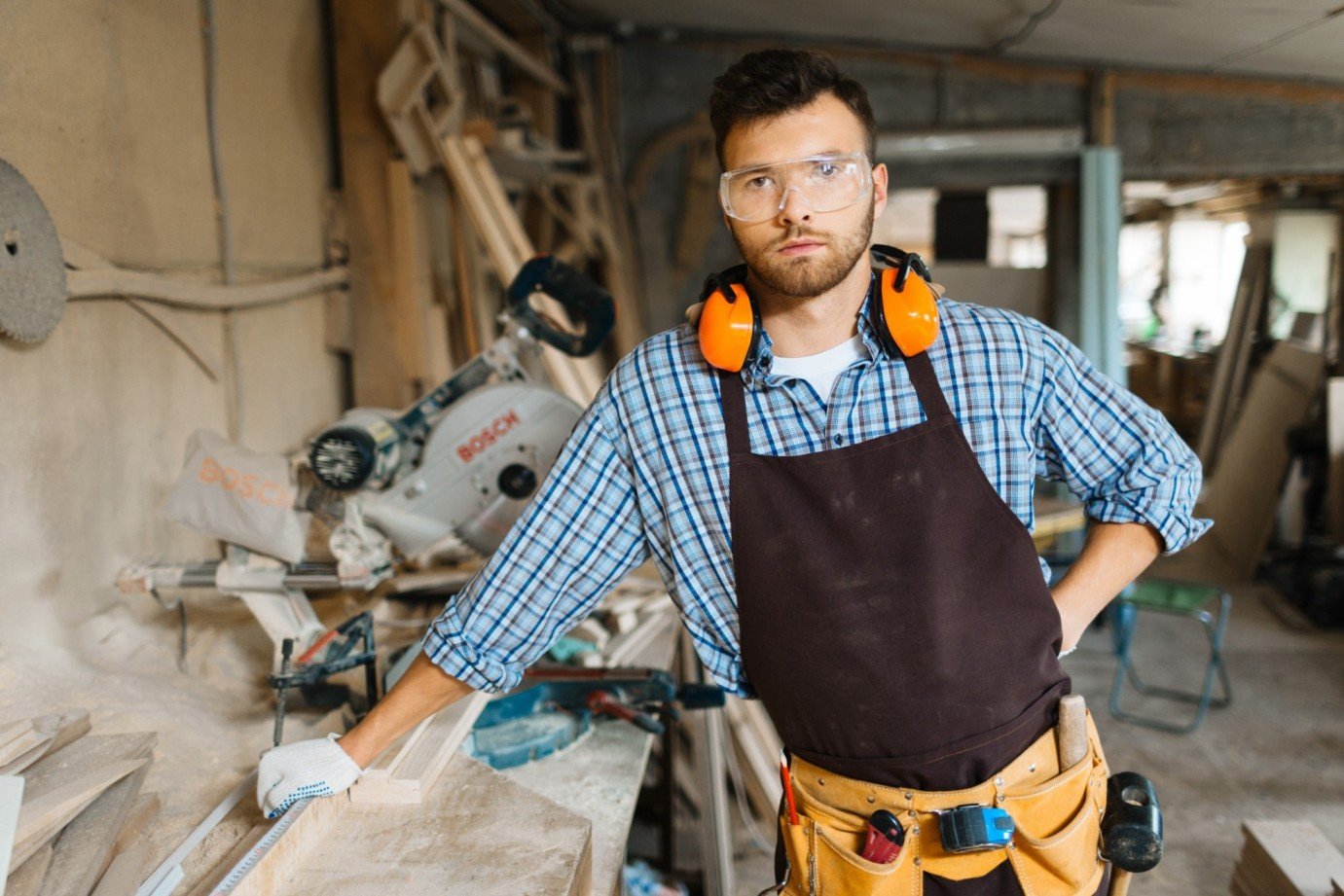 carpenter in workshop kcjvbs2
