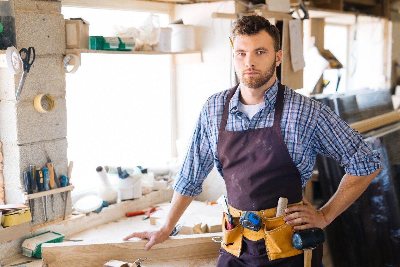 carpenter in workshop qtmpgb